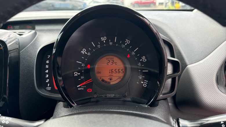 Peugeot 108 1.0 72 Allure 5dr Petrol Hatchback